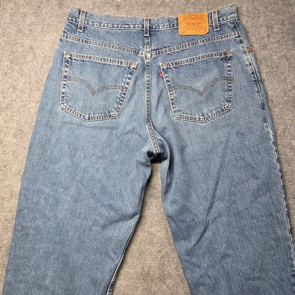 Vintage Levis 560 Jeans Mens 38x31 Made USA Loose Fit Tapered Leg Light Wash